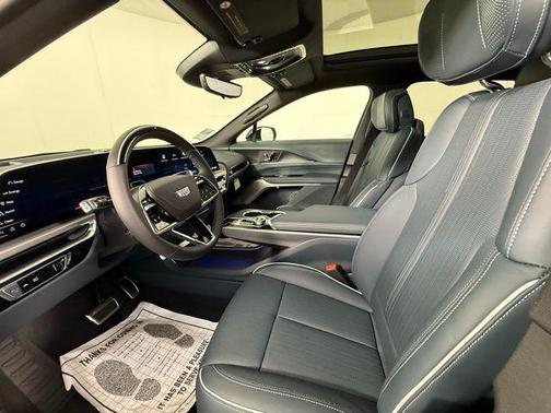 2025 Cadillac LYRIQ Sport w/1SK
