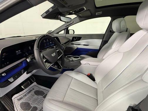 2025 Cadillac OPTIQ Sport 2 AWD