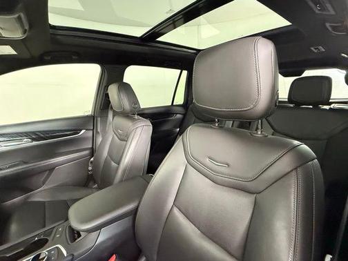 2022 Cadillac XT6 Premium Luxury AWD