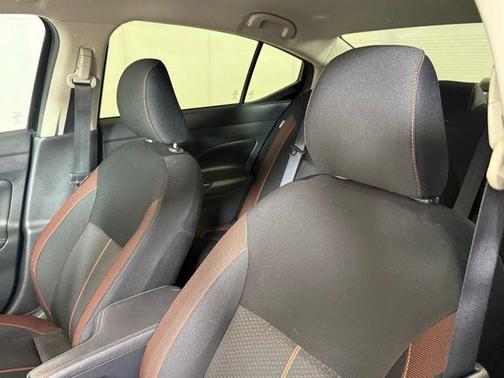 2022 Nissan Versa 1.6 S