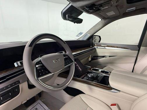 2025 Cadillac Escalade ESV Premium Luxury Platinum