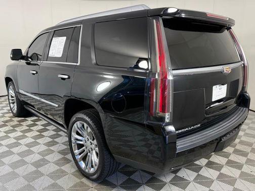 2018 Cadillac Escalade Premium Luxury