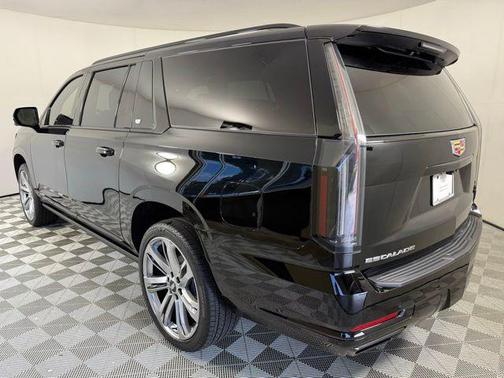 2025 Cadillac Escalade ESV Sport Platinum