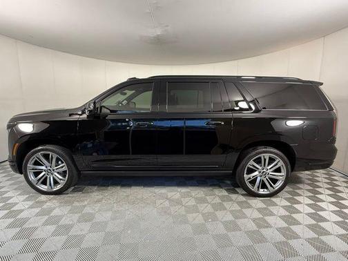 2025 Cadillac Escalade ESV Sport Platinum