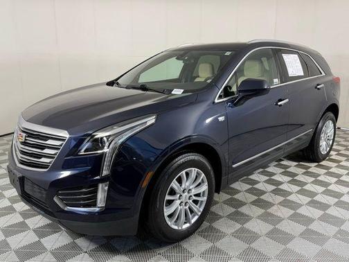 2017 Cadillac XT5 Base