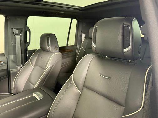 2023 Cadillac Escalade ESV Premium Luxury