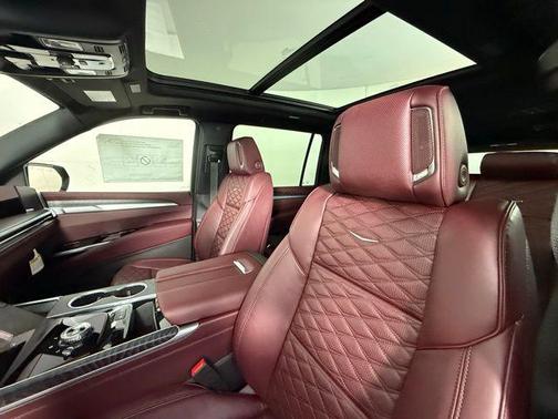 2025 Cadillac Escalade ESV Sport