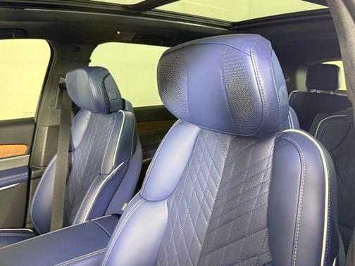 2026 Cadillac VISTIQ Premium Luxury