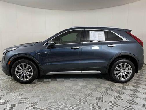 2021 Cadillac XT4 Premium Luxury