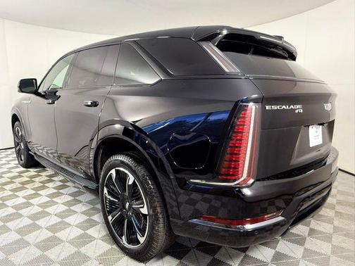 2025 Cadillac Escalade Sport