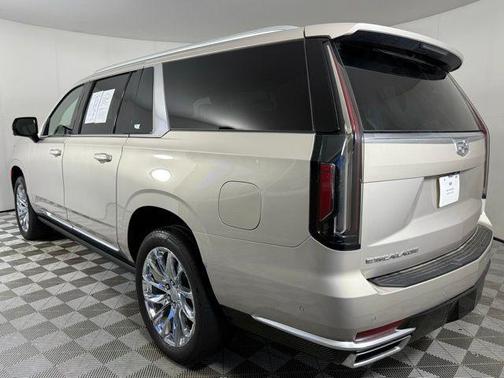 2023 Cadillac Escalade ESV Premium Luxury Platinum