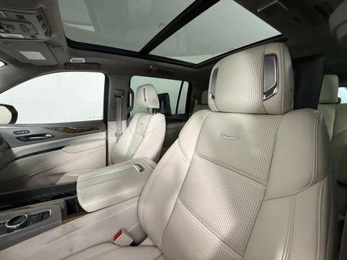 2023 Cadillac Escalade ESV Premium Luxury Platinum