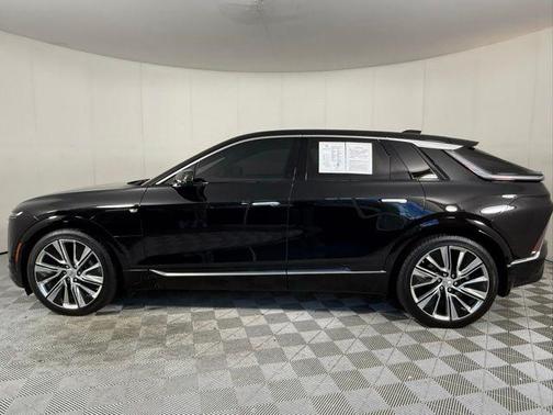 2024 Cadillac LYRIQ Luxury w/1SE