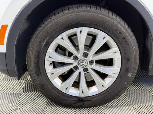 2018 Volkswagen Tiguan 2.0T SE
