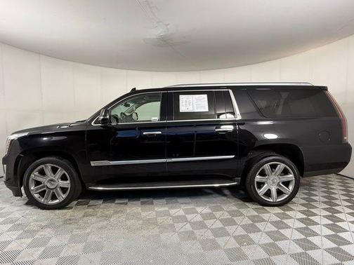 2020 Cadillac Escalade ESV Luxury
