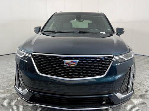 2024 Cadillac XT6 Premium Luxury FWD