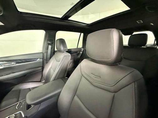 2024 Cadillac XT6 Premium Luxury FWD