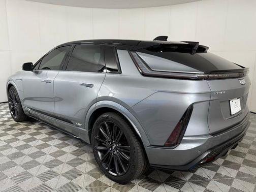 2026 Cadillac LYRIQ V Premium