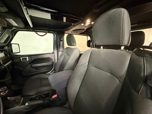 2021 Jeep Wrangler Sport