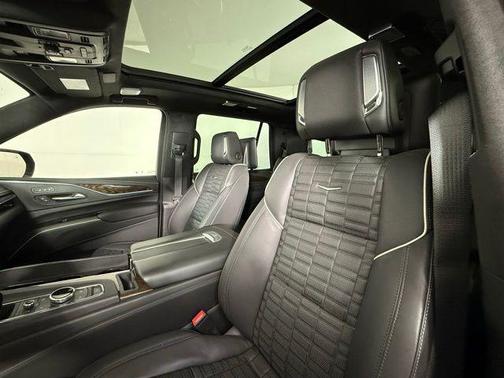 2023 Cadillac Escalade Sport Platinum