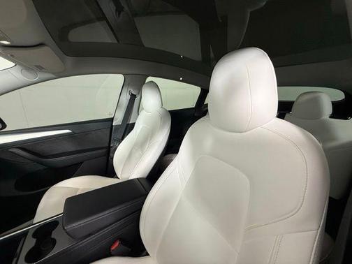 2023 Tesla Model Y Performance Dual Motor All-Wheel Drive