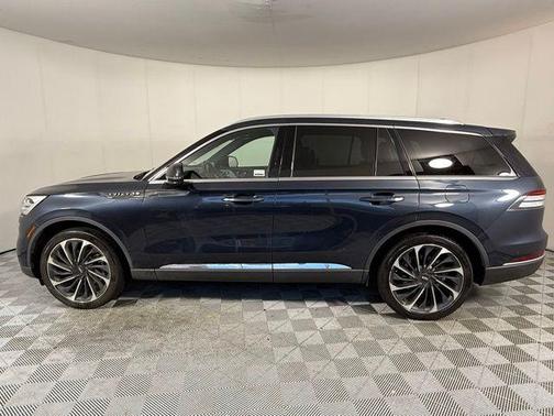 2022 Lincoln Aviator Reserve AWD