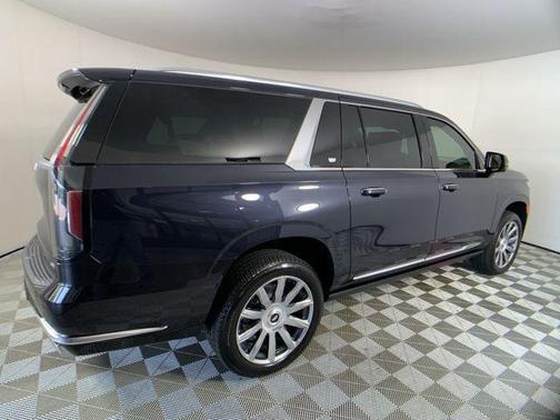 2024 Cadillac Escalade ESV Premium Luxury Platinum