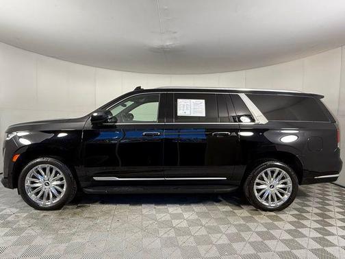 2022 Cadillac Escalade ESV Premium Luxury