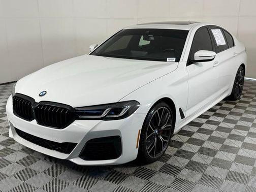 2021 BMW 530 530i