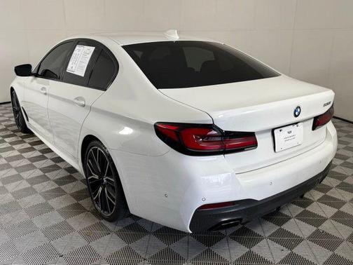 2021 BMW 530 530i