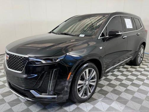 2022 Cadillac XT6 Premium Luxury FWD