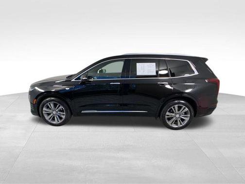 2022 Cadillac XT6 Premium Luxury FWD