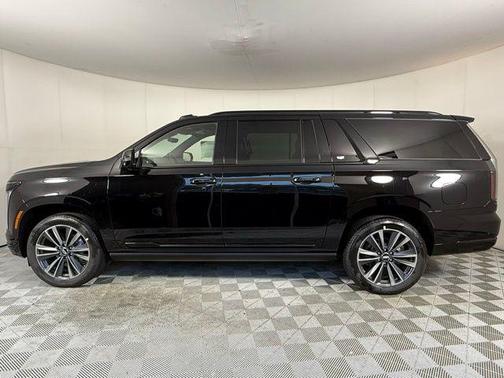 2025 Cadillac Escalade ESV Sport