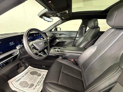 2025 Cadillac LYRIQ Luxury