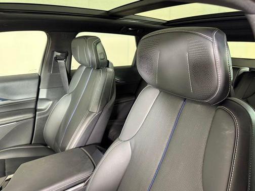 2025 Cadillac LYRIQ Luxury