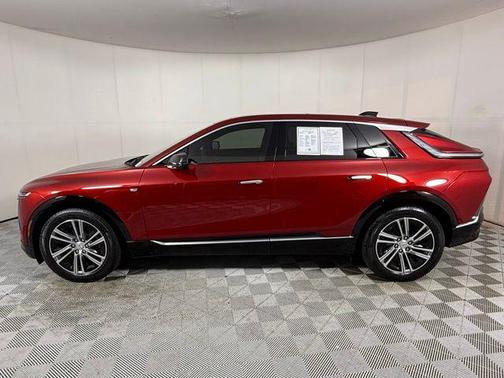 2025 Cadillac LYRIQ Luxury