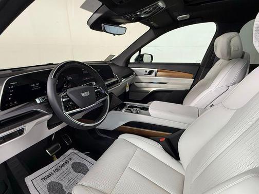 2026 Cadillac VISTIQ Luxury