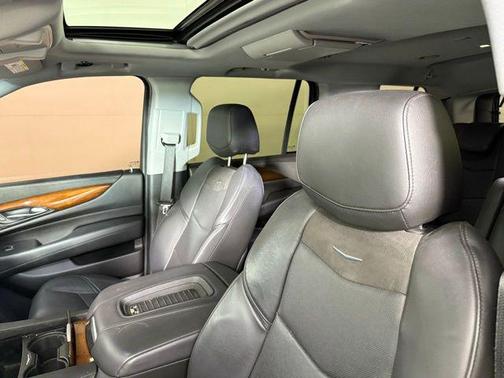 2020 Cadillac Escalade Premium Luxury