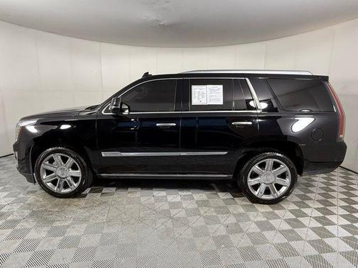 2020 Cadillac Escalade Premium Luxury