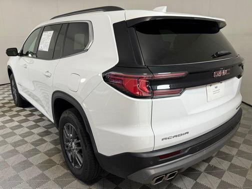 2025 GMC Acadia FWD Elevation