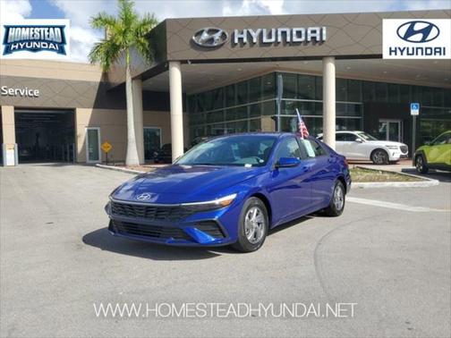 2024 Hyundai ELANTRA SE