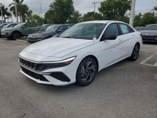 2025 Hyundai ELANTRA Sport