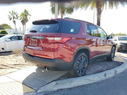2021 Chevrolet Traverse RS