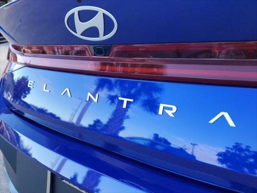2024 Hyundai ELANTRA HEV Blue