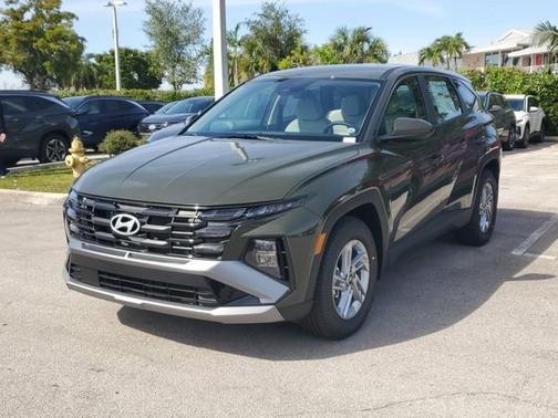 2026 Hyundai TUCSON SE