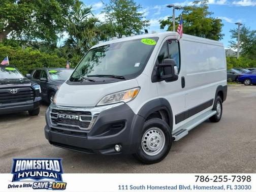 Bright White Clearcoat 2025 RAM ProMaster 2500 Tradesman