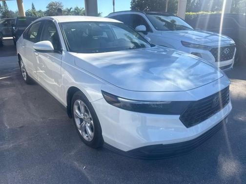 2025 Honda Accord LX 1.5T