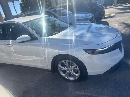 2025 Honda Accord LX 1.5T