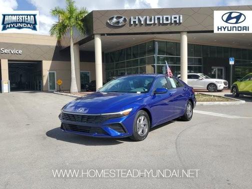 2024 Hyundai ELANTRA SE