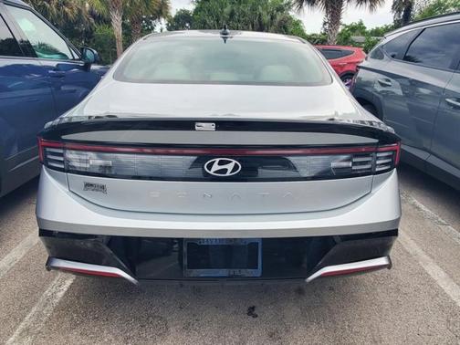 Aero Silver 2026 Hyundai SONATA SEL